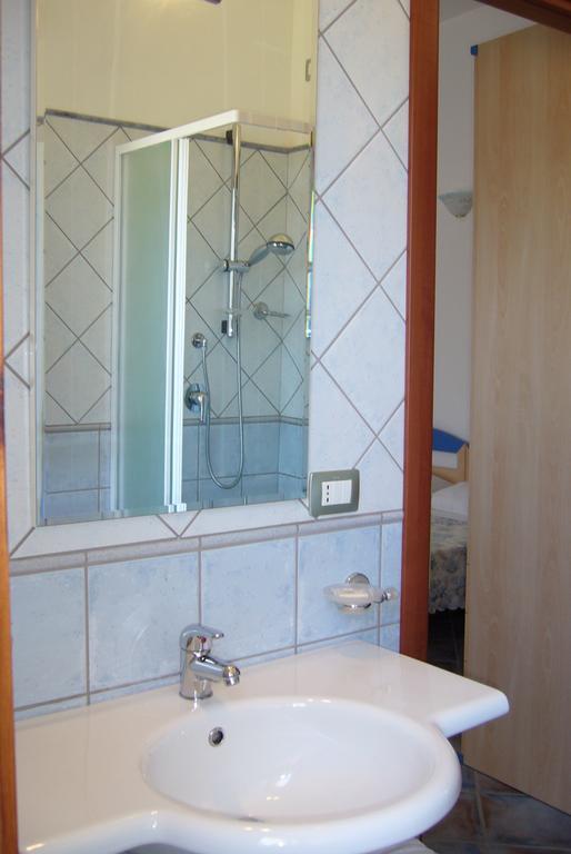 B&B Le Vele Teulada Εξωτερικό φωτογραφία
